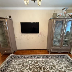 In Baku 70.0 m² apartment is for rent - Image 3