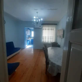 In Baku 55.0 m² house with 2.0 rooms is for rent - Image 2