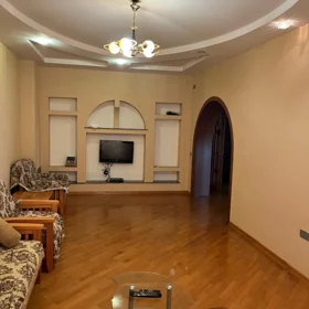 In Baku 95.0 m² apartment is for rent - Image 3