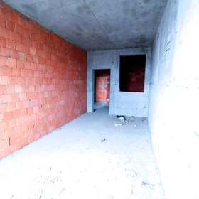 In Baku 65.0 m² apartment is for sale - Image 4