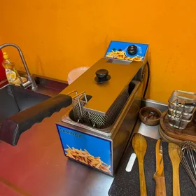 In Baku 10.0 m² commercial is for rent - Image 2