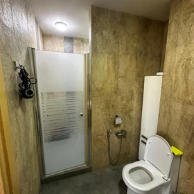 In Baku 120.0 m² apartment is for rent - Image 3