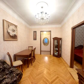 In Baku 60.0 m² apartment is for rent - Image 2