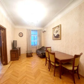 In Baku 60.0 m² apartment is for rent - Image 4