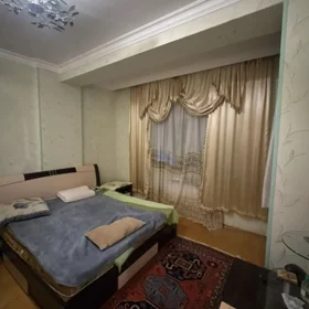 In Baku 100.0 m² apartment is for sale - Image 4
