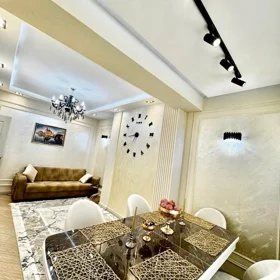 In Baku 99.0 m² apartment is for sale - Image 3
