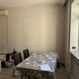 In Baku 60.0 m² apartment is for rent - Image 4