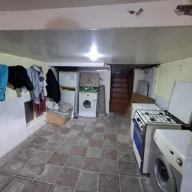 In Baku 62.0 m² house with 2.0 rooms is for sale - Image 2