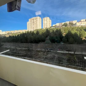 In Baku 50.0 m² apartment is for sale - Image 4