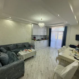 In Baku 73.0 m² apartment is for sale - Image 3