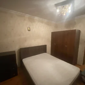 In Baku 80.0 m² house with 3.0 rooms is for sale - Image 2