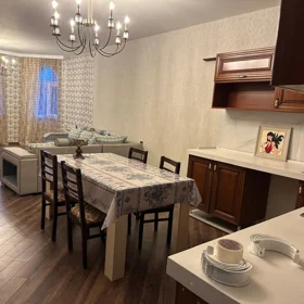 In Baku 120.0 m² apartment is for rent - Image 2