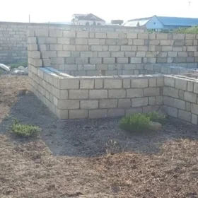 In Baku nan acre land is for sale - Image 2