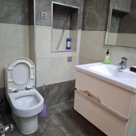 In Baku 75.0 m² apartment is for sale - Image 3