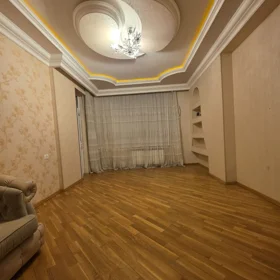 In Baku 105.0 m² apartment is for sale - Image 5