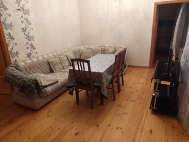 In Baku 65.0 m² house with 3.0 rooms is for sale - Image 4