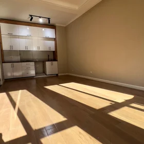 In Baku 75.0 m² apartment is for rent - Image 5