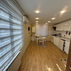 In Baku 115.0 m² apartment is for rent - Image 3