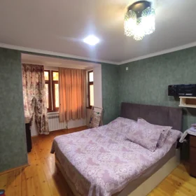 In Baku 75.0 m² apartment is for sale - Image 3