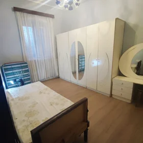 In Baku 85.0 m² house with 3.0 rooms is for rent - Image 5