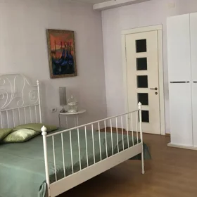 In Baku 433.0 m² apartment is for sale - Image 5