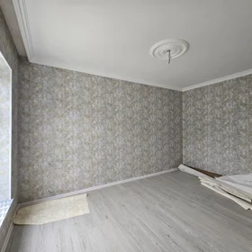 In nan 90.0 m² house with 3.0 rooms is for sale - Image 5