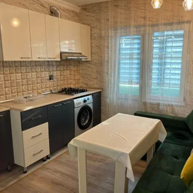 In Baku 50.0 m² apartment is for rent - Image 3