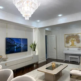 In Baku 200.0 m² apartment is for sale - Image 2