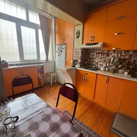 In Baku 75.0 m² apartment is for sale - Image 5