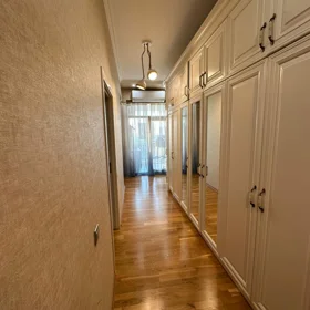 In Baku 117.0 m² apartment is for sale - Image 5