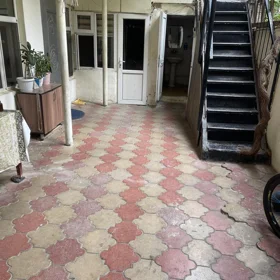 In Baku 80.0 m² house with 4.0 rooms is for rent - Image 2