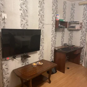 In Baku 80.0 m² house with 4.0 rooms is for rent - Image 5