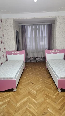 In Baku 80.0 m² apartment is for sale - Image 5