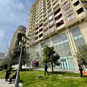 In Baku 138.0 m² apartment is for sale - Image 3