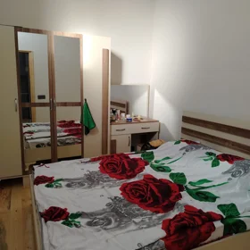 In Baku 35.0 m² house with 2.0 rooms is for rent - Image 2