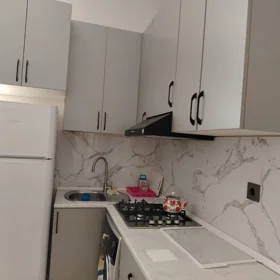 In Baku 35.0 m² house with 2.0 rooms is for rent - Image 3