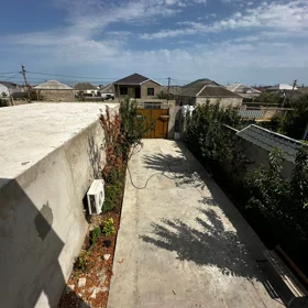 In Baku 120.0 m² house with 4.0 rooms is for rent - Image 2