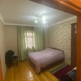 In Baku 110.0 m² apartment is for sale - Image 4