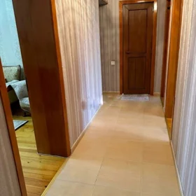 In Baku 90.0 m² apartment is for rent - Image 2