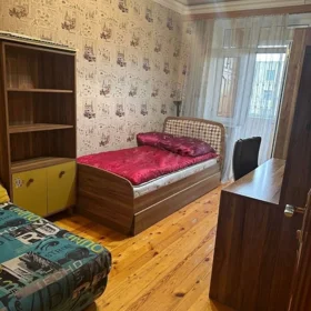 In Baku 90.0 m² apartment is for rent - Image 5