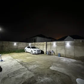 In Baku 117.0 m² house with 4.0 rooms is for sale - Image 2