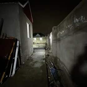 In Baku 117.0 m² house with 4.0 rooms is for sale - Image 3