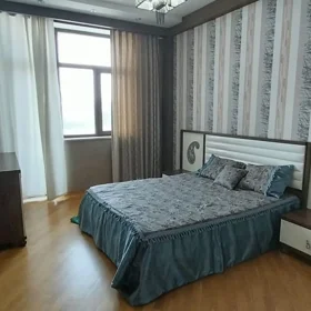 In Baku 170.0 m² apartment is for rent - Image 4