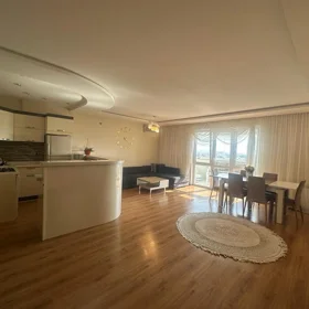 In Baku 135.0 m² apartment is for rent - Image 3