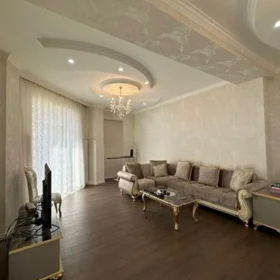 In Baku 128.0 m² apartment is for rent - Image 2