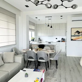 In Baku 60.0 m² apartment is for rent - Image 3