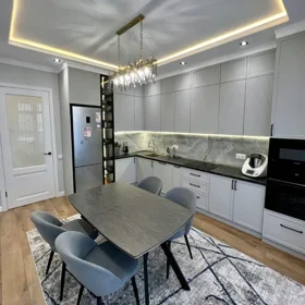 In Baku 80.0 m² apartment is for rent - Image 3