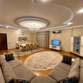 In Baku 130.0 m² apartment is for rent - Image 2