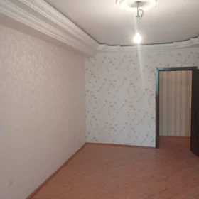 In Khirdalan 70.0 m² apartment is for sale - Image 5