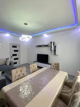 In Baku 83.0 m² apartment is for sale - Image 2
